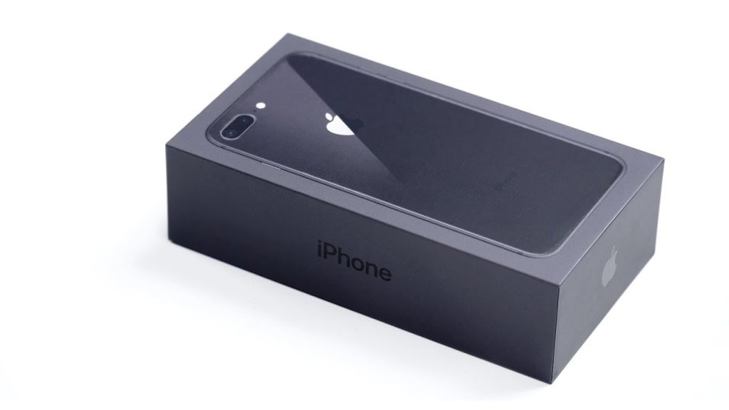 Смартфон Apple iPhone 8 Plus: обзор и характеристики - фото 1