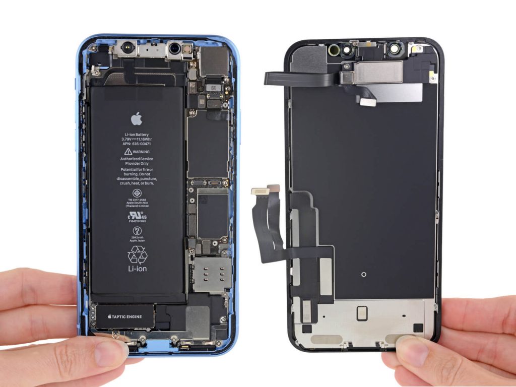Характеристики, объем и емкость аккумулятора у iPhone XR - фото 1